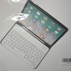 JKSML iPad case - New in Box/plastic sleeve